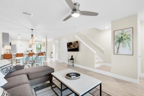 Condo, Multiple Beds (Sandprints E10) | Living area