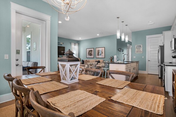 House, Multiple Beds (Penelope Palms) | Dining - Penelope Palms (Miramar Beach)