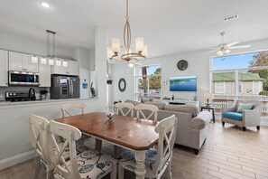 Casa, várias camas (Bronze Star by the Sea) | Parte interna