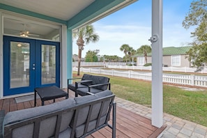 Ferienhaus, Mehrere Betten (Bronze Star by the Sea) | Terrasse/Patio