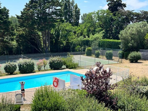 Appartement Piscine et plage  2*. N°31