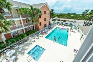 Leilighet, 1 queensize-seng med sovesofa (Gulfview II 301) | Basseng | Utendørsbasseng og et oppvarmet basseng