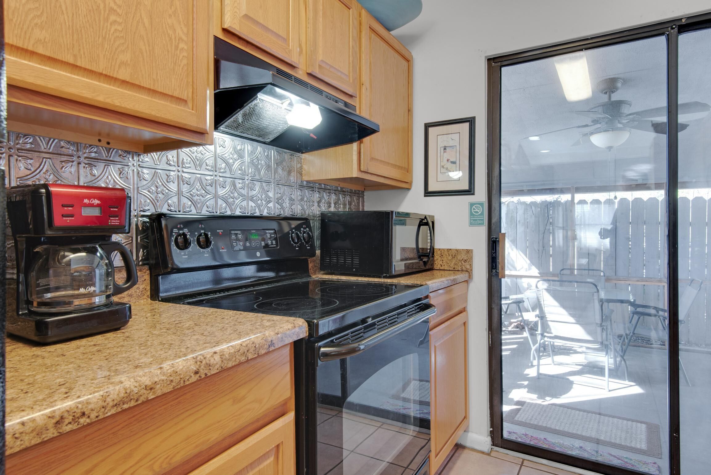 联排别墅, 多张床 (Gulf Crest #7) | 私人厨房 | 烤箱、电热水壶、烤面包机