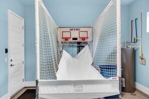 House, Multiple Beds (Splash Pad) | 4 bedrooms, WiFi - Fun In The Sun (Miramar Beach)