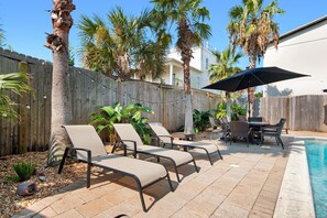 Maison, plusieurs lits (Flamingo Palms) | Restauration extérieure