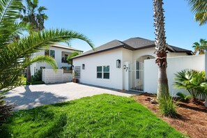House, Multiple Beds (Flamingo Palms) | Exterior - Flamingo Palms (Miramar Beach)