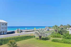 Property grounds - Ciboney 4003 (Miramar Beach)