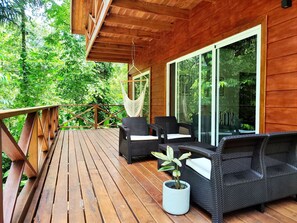 Terrace/patio - Casa en la Jungla en Playa Bluff - Casa Bambú (Bocas del Toro)