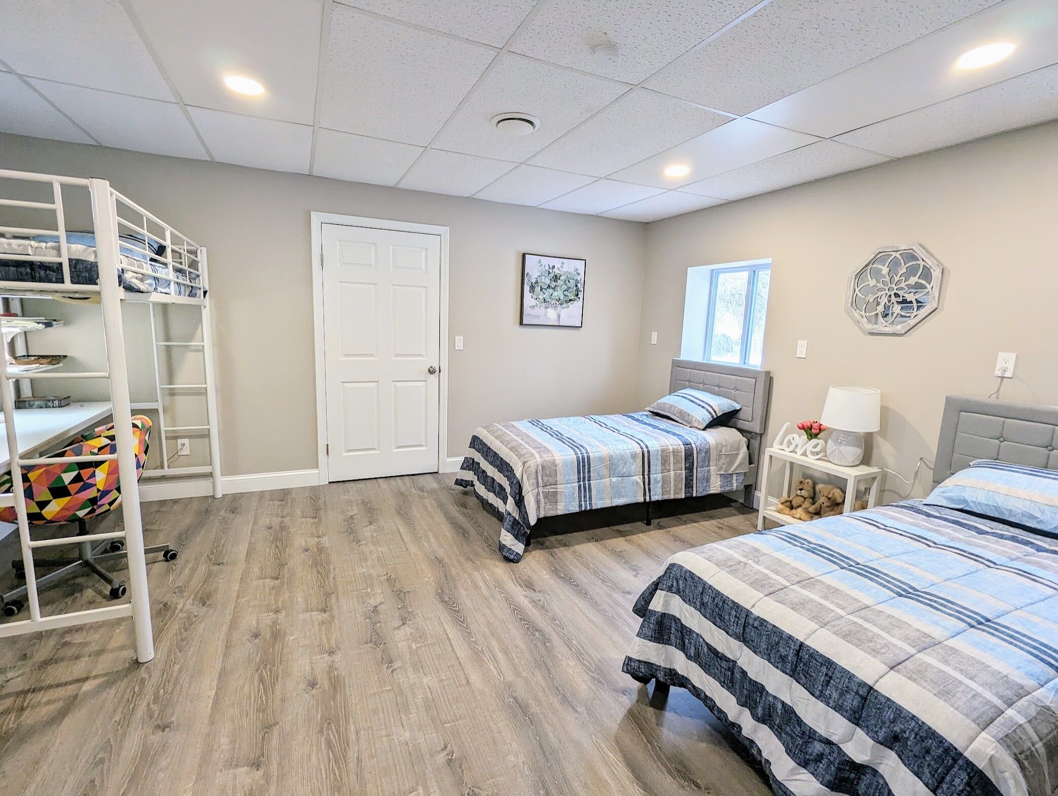 2 bedrooms, desk, free WiFi, bed sheets