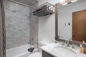 Towels - Village Hideaway - Telluride convenience!, Telluride convenience steps to skiing and downtown! (Telluride)