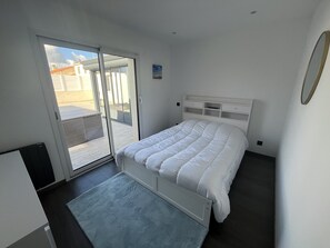 4 عدّة غرف نوم ومكواة/لوح كي وواي فاي مجانًا