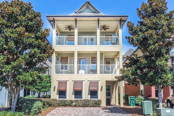 House, Multiple Beds (A Wave Away) | Exterior