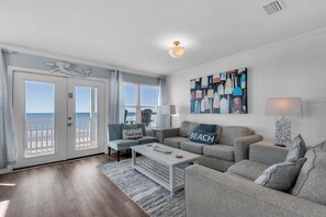 Townhome - flera sängar (Pointe of View) | Vardagsrum | Tv