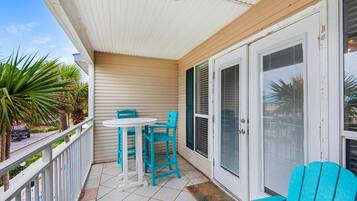 Condo, 1 Queen Bed with Sofa bed (Grand Caribbean West 303) | Outdoor dining