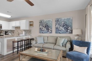 Living area - Grand Caribbean West 111- Just Beach It (Destin)
