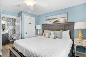 Apartment, 1 King-Bett und Schlafsofa (Grand Caribbean East 305) | 1 Schlafzimmer, WLAN