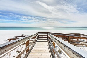 Beach - Grand Caribbean East 305 (Destin)