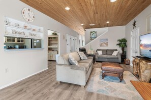 House, Multiple Beds (Crystal Cottage) | Living area - Crystal Cottage (Destin)