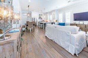 House, Multiple Beds (The GRAYTest 30A Beach House) | Interior - The Graytest 30A Beach House (Santa Rosa Beach)