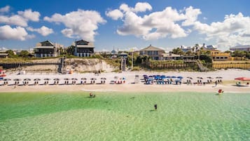 Casa, varias camas (Sandy Cheeks) | Playa