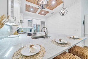 House, Multiple Beds (Peaceful Easy Feeling) | Private kitchen | Oven, toaster - Peaceful Easy Feeling (Santa Rosa Beach)