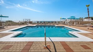 คอนโด, หลายเตียง (Inn at Blue Mountain 223- Fun in the ) | สระว่ายน้ำ
