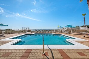 公寓式客房, 多张床 (Inn at Blue Mountain 223- Fun in the ) | 泳池 | 室外游泳池