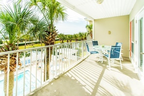 Huoneisto, useita sänkyjä (Gulf Place Caribbean 309) | Ulkoruokailutilat