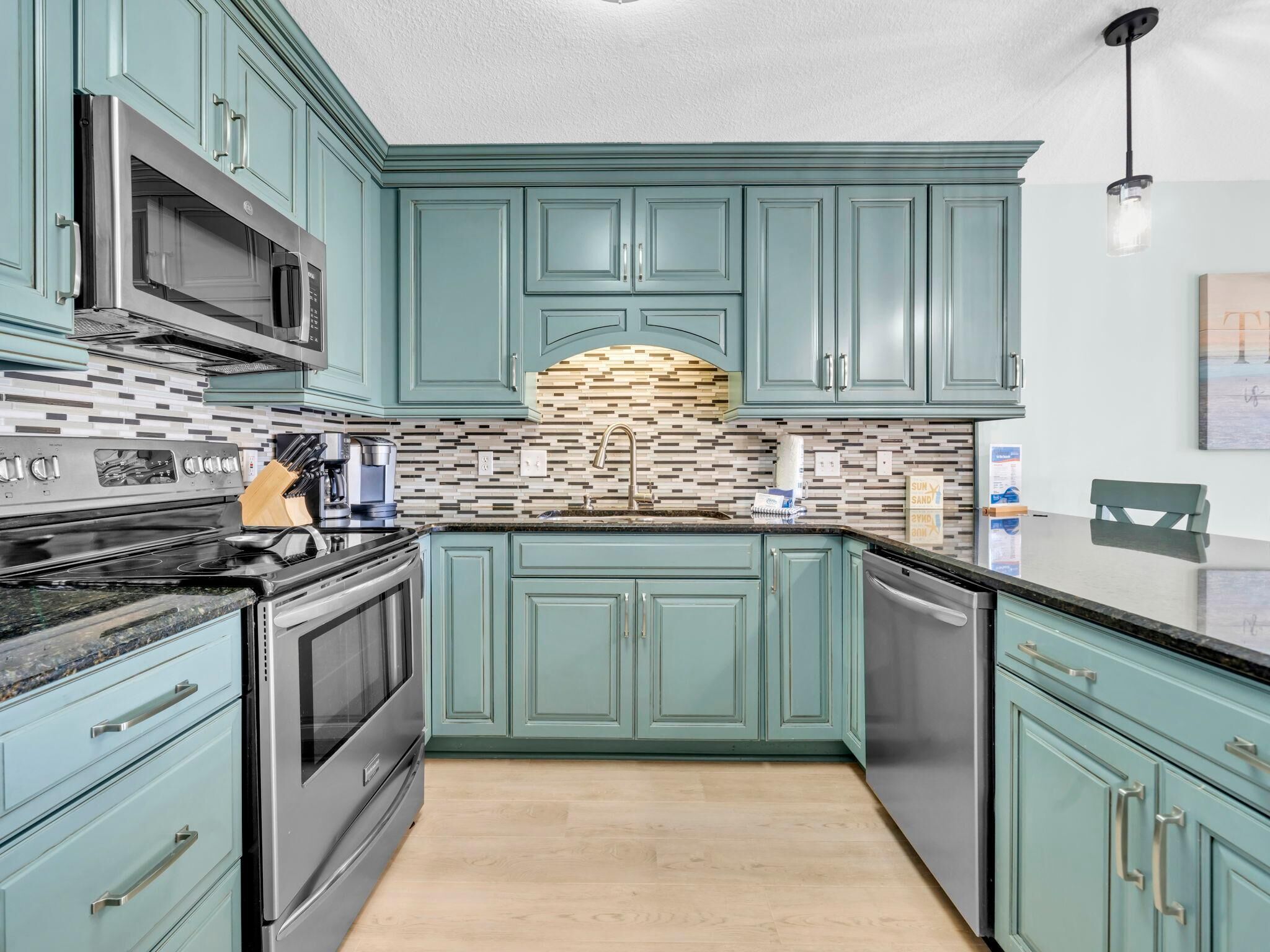Condo, Multiple Beds (Gulf Place Caribbean 204) | Private kitchen | Oven, toaster