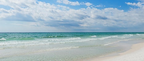 Condo, 1 King Bed with Sofa bed (Gulf Place Cabanas 410- Gulf Place Ge) | Beach