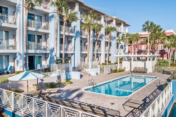 Apartment, 1 King-Bett und Schlafsofa (Gulf Place Cabanas 203) | Pool | Außenpool, beheizter Pool