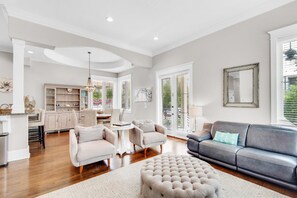 House, Multiple Beds (Coastal Joy on 30A) | Living area