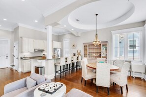 Hus, flere senger (Coastal Joy on 30A) | Spiseområde