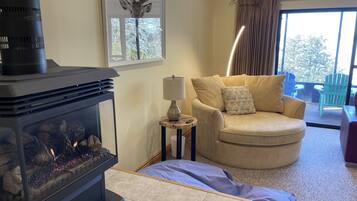 TV connectée, cheminée