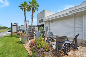 House, Multiple Beds (Town of Prominence- Jetty's Hidden Je) | Terrace/patio - Town of Prominence- Jetty's Hidden Jem (Santa Rosa Beach)