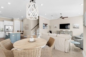 Townhome, Multiple Beds (Town of Prominence 326B- Seaside Para) | Dining - Town of Prominence 326b- Seaside Paradise (Santa Rosa Beach)