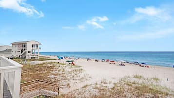 Casa geminada, várias camas (SeaRenity at Inlet 2) | Praia | Na praia