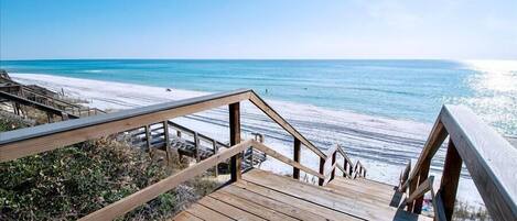 Condo, 1 King Bed with Sofa bed (Ramsgate 3) | Beach | On the beach