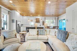 House, Multiple Beds (Aqua Blue) | Living area - Aqua Blue (Panama City Beach)