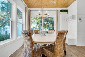 House, Multiple Beds (Aqua Blue) | Dining