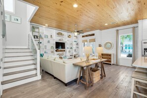 House, Multiple Beds (Aqua Blue) | Interior - Aqua Blue (Panama City Beach)