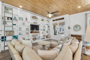 House, Multiple Beds (Aqua Blue) | Living area