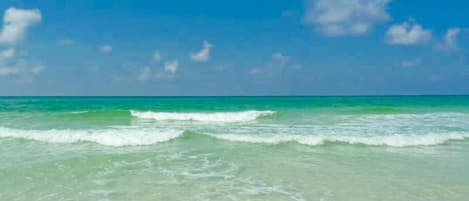 House, Multiple Beds (Inlet Rose) | Beach