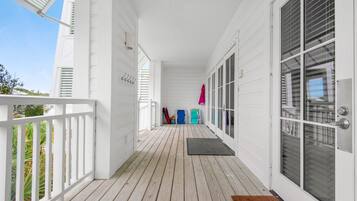 Townhome, Multiple Beds (Watercolor Townhouse 9) | Property grounds