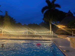 Outdoor pool - Hacienda with Private Swimming Pool/Air Conditioning/Jacuzzi
 (Santa Fé de Antioquia)