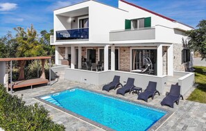 Pool - Lovely home in Skuncini stani (Skuncini stani)