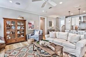 Hus, flere senger (Anchor Here!) | Oppholdsområde | TV