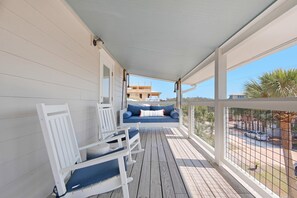 House, Multiple Beds (Double Down) | Terrace/patio