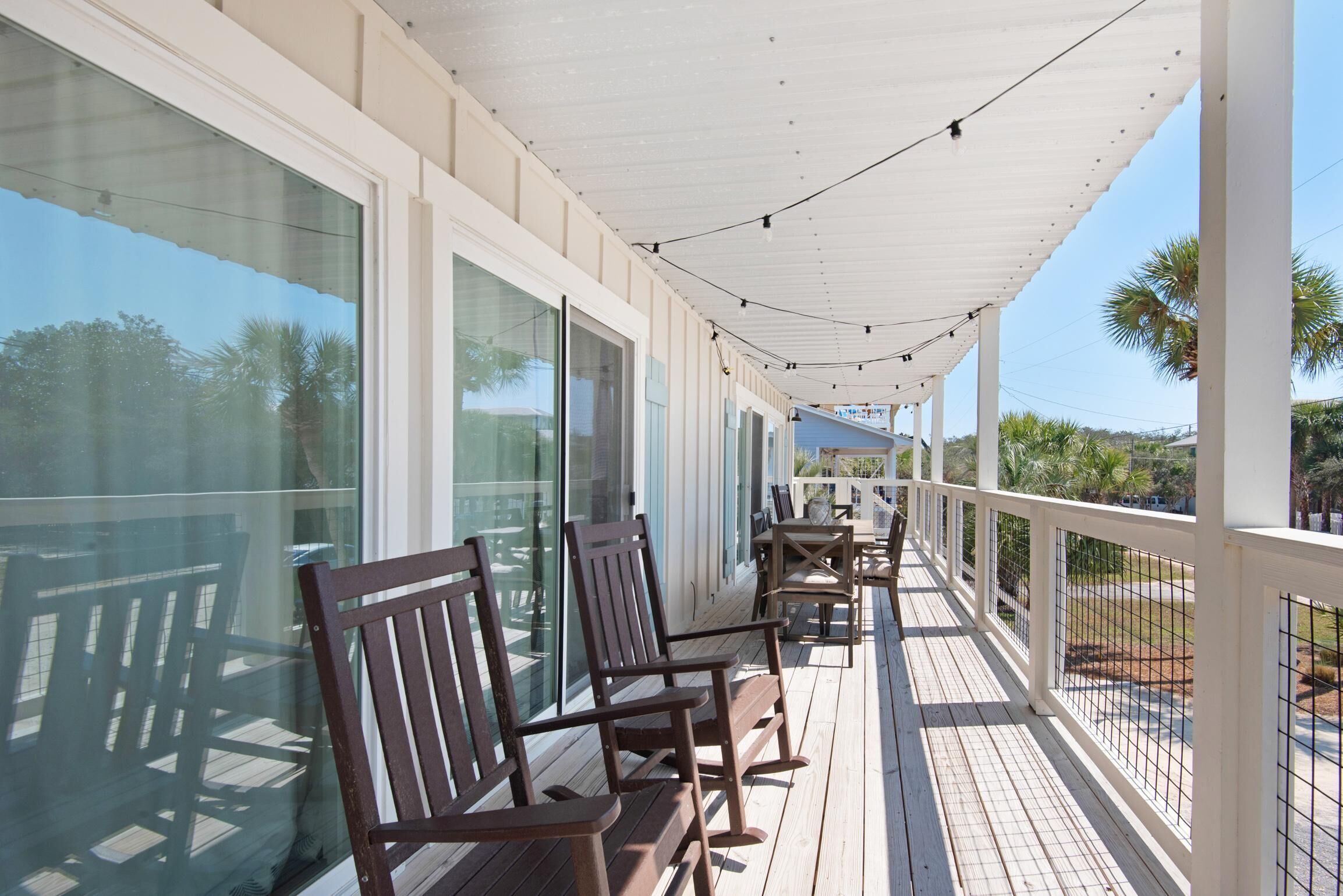 House, Multiple Beds (Double Down) | Outdoor dining