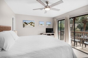 2 bedrooms, WiFi - Cassine Gardens 272- Captain's Cove (Santa Rosa Beach)